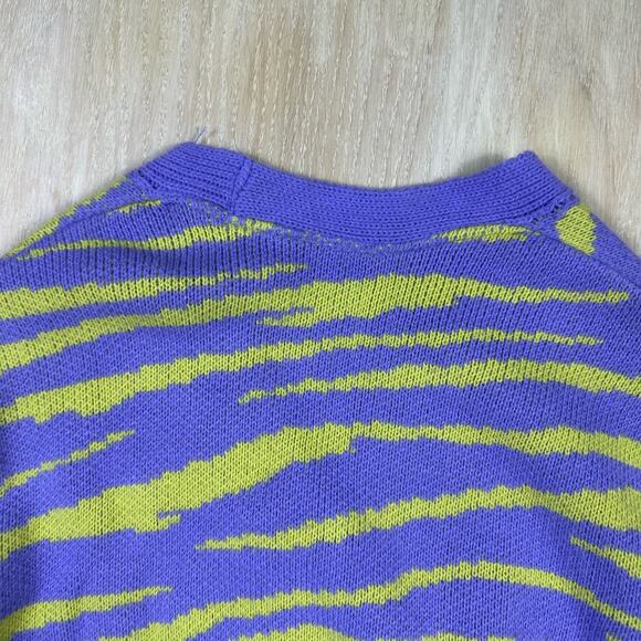 ASOS Collusion Zebra Purple Green Cropped V-Neck Boxy Button Cardigan Sweater 4 - Picture 9 of 13